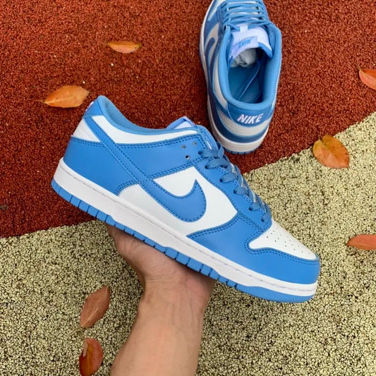 Nike Dunk Low UNC