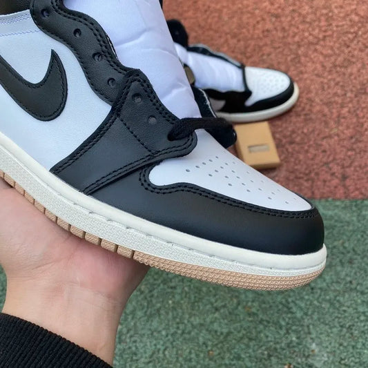 Air Jordan 1 High OG Latte
