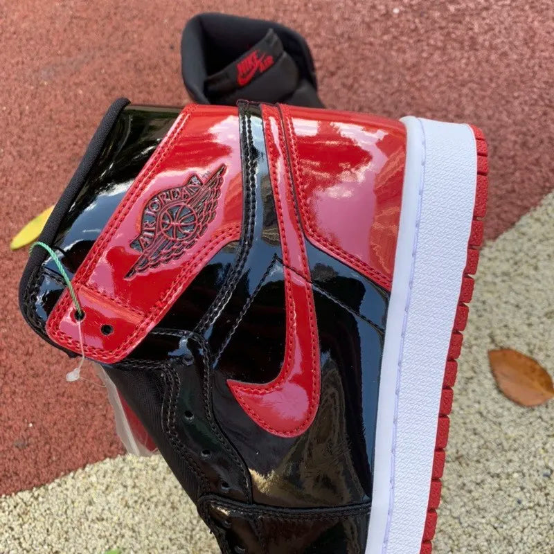 Air Air Jordan 1 High OG “Bred Patent”