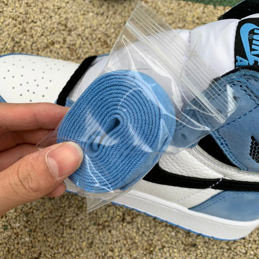 Air Jordan 1 High OG “University Blue” GS