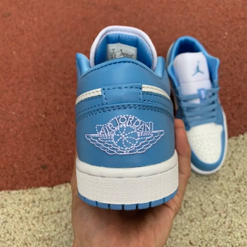 Air Jordan 1 Low UNC