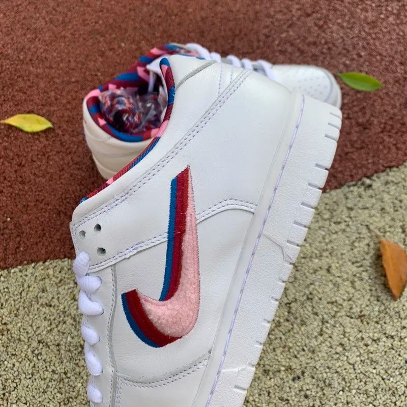 Nike SB Dunk Low Parra