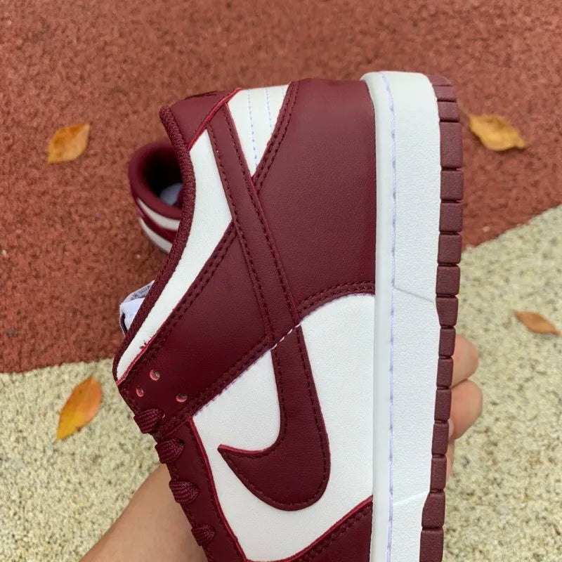 Nike SB Dunk Low Bordeaux